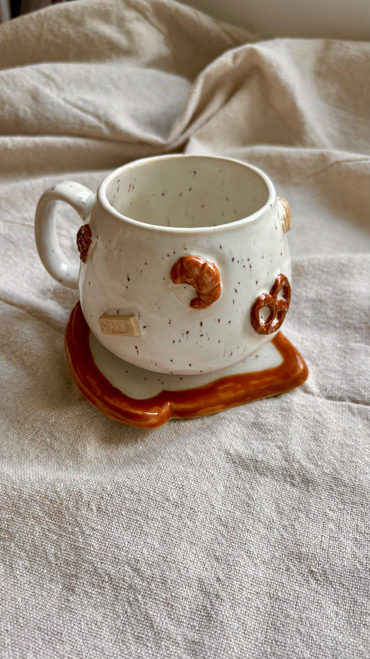 Croissant Club . Slice Plate - 4 Servings