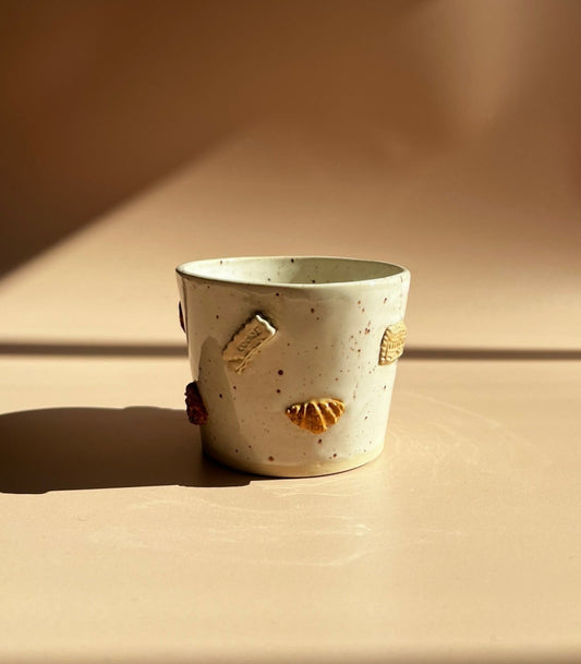 Croissant Club . Halo Mug