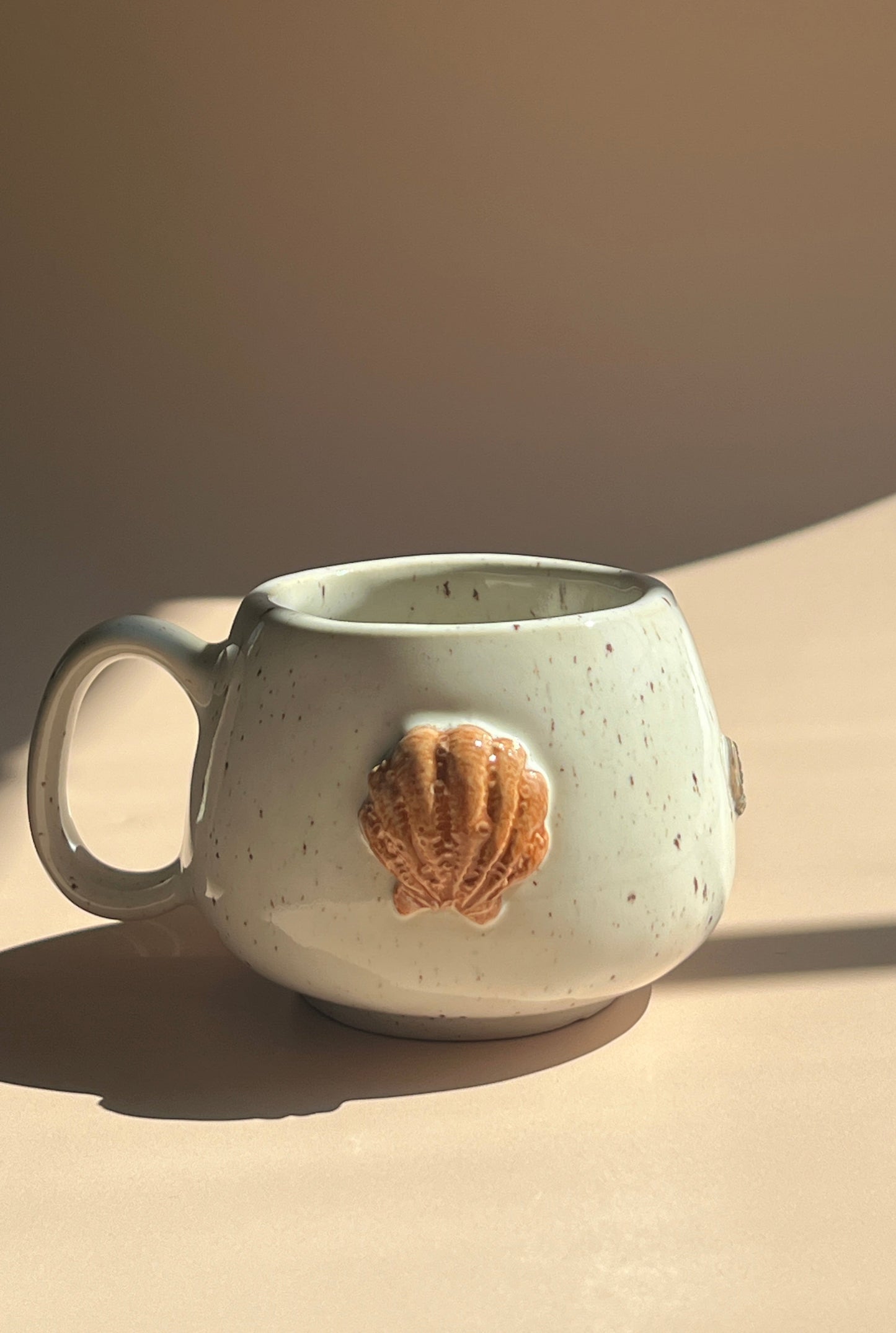 Seaside . Pebble Mug