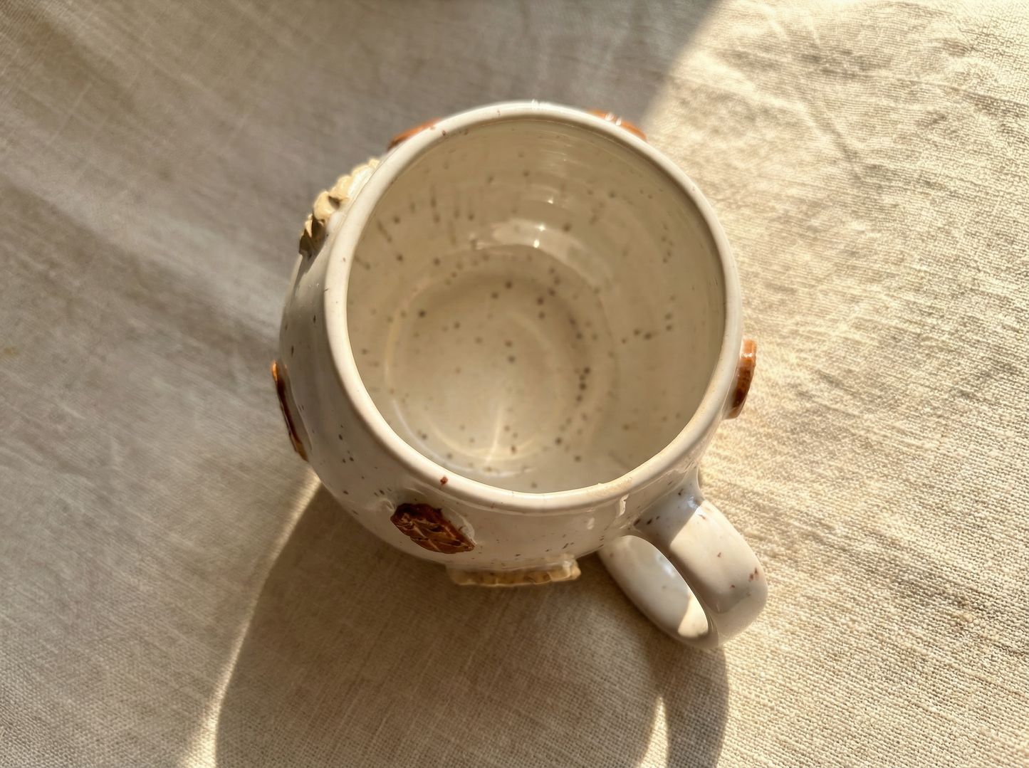 Croissant Club. Tasse Pebble