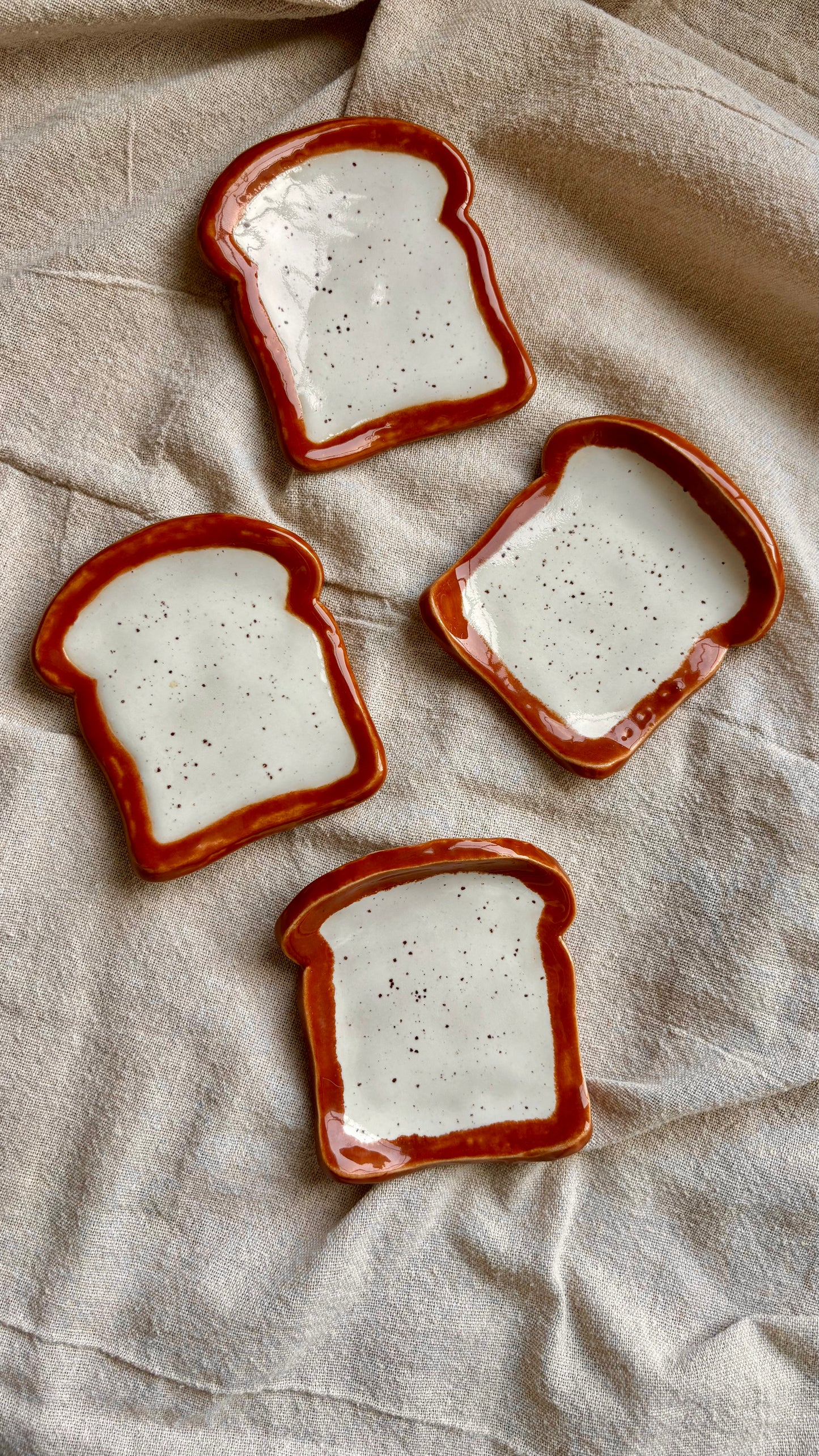 Croissant Club . Slice Plate - 4 Servings