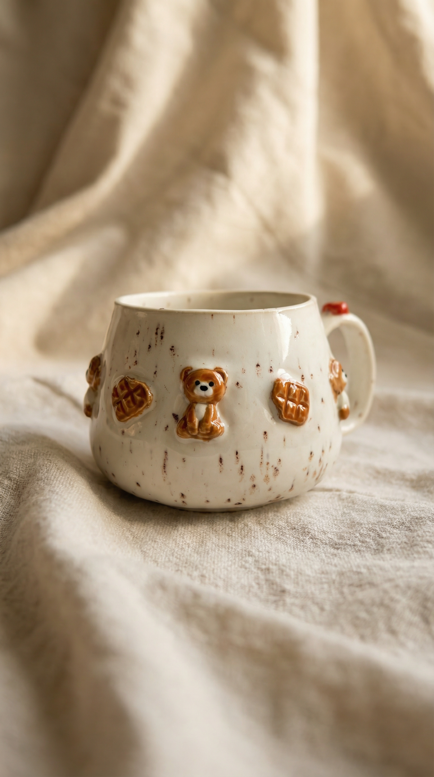 Love Bear Speckled. Pebble Mug