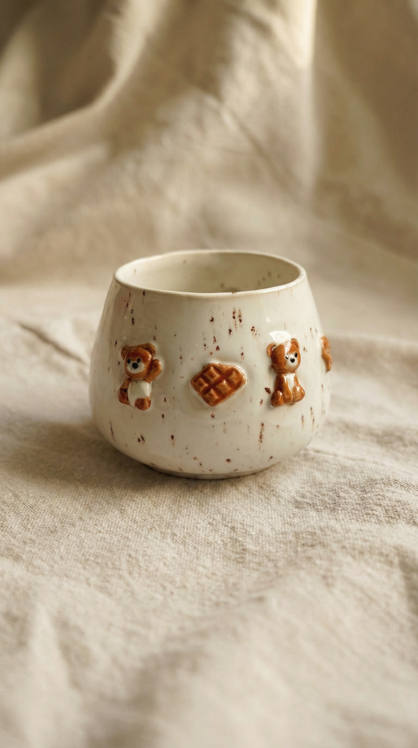 Love Bear Speckled. Pebble Mug