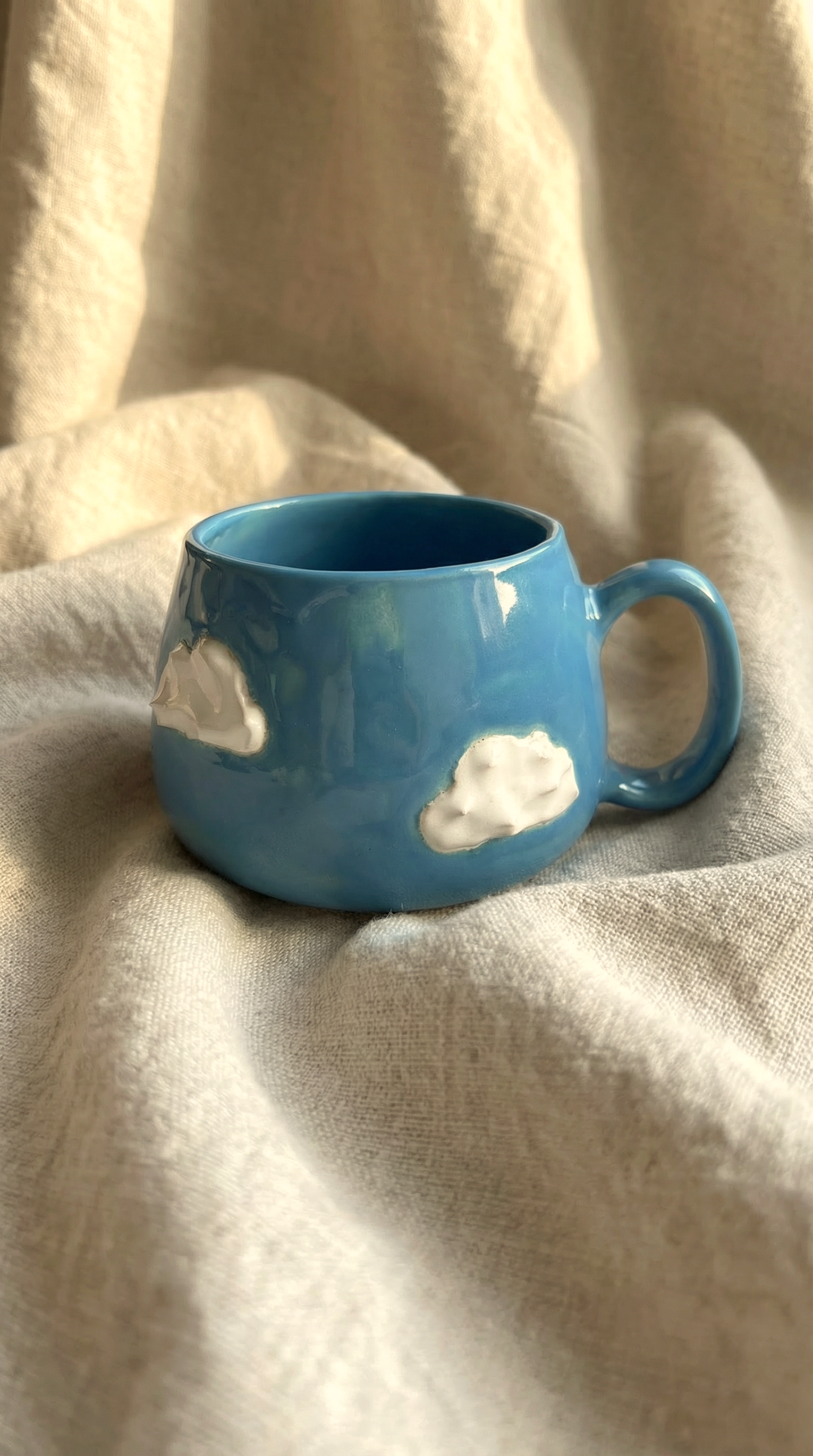 Cloud . Pebble Mug