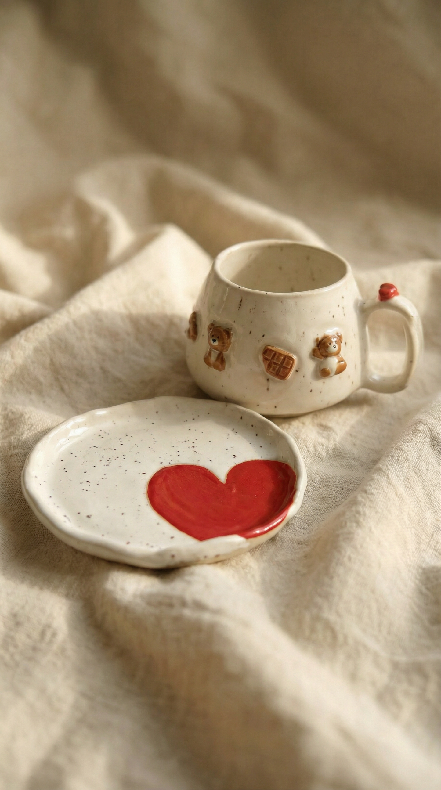 Love Bear Speckled. Pebble Mug