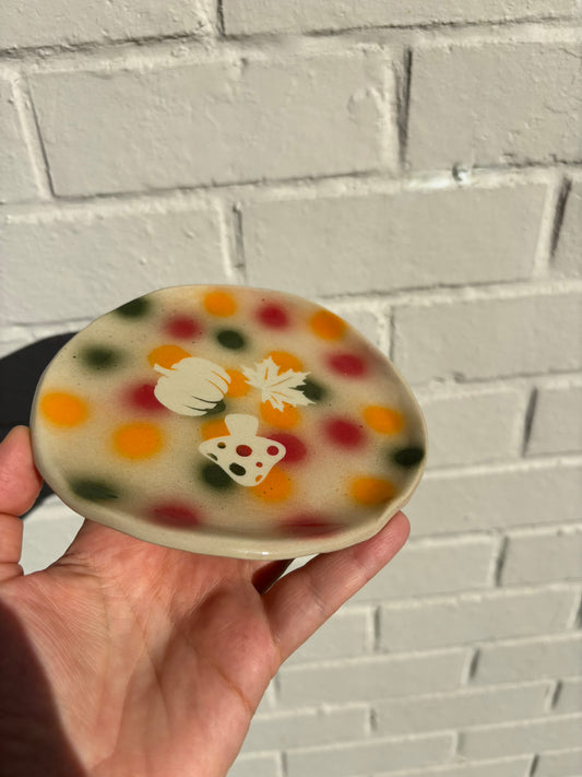 Autumn . Plate