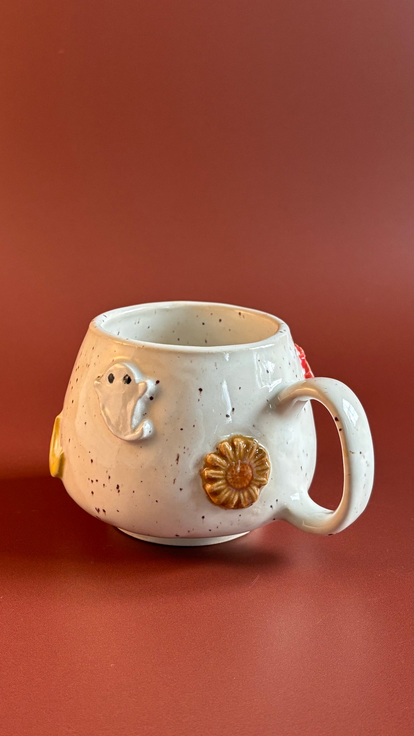 Halloween . Pebble Mug