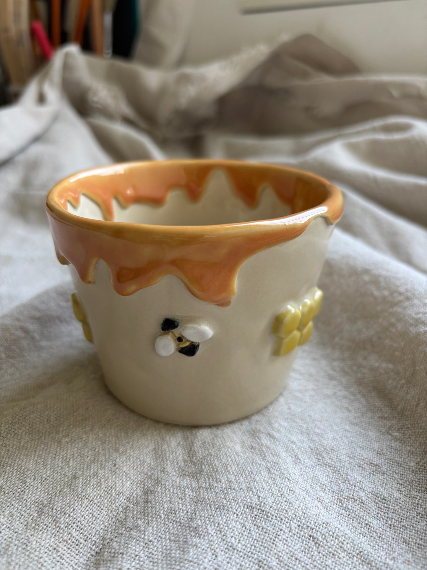Croissant Club. Tasse Halo