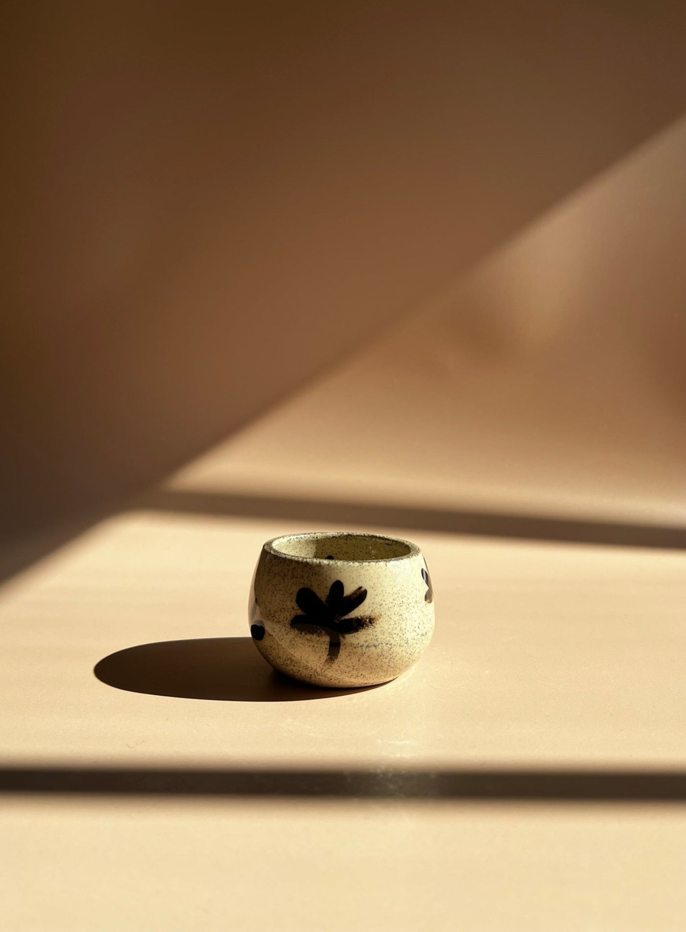 Pre- Order . Noir Petal . Pebble Mini Mug