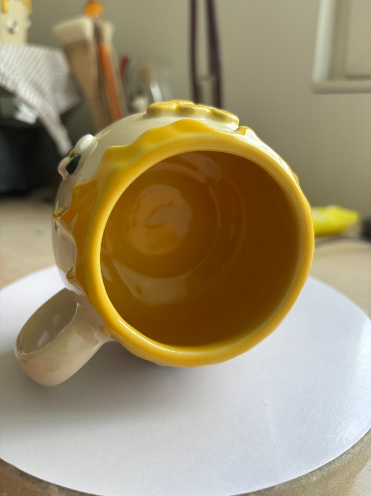 Croissant Club. Tasse Halo