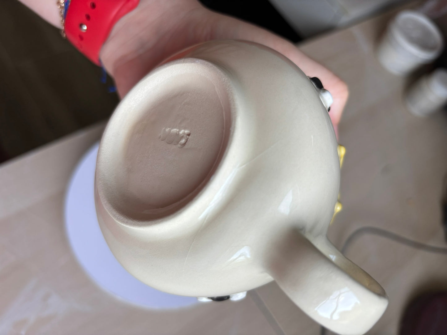 Croissant Club. Tasse Halo