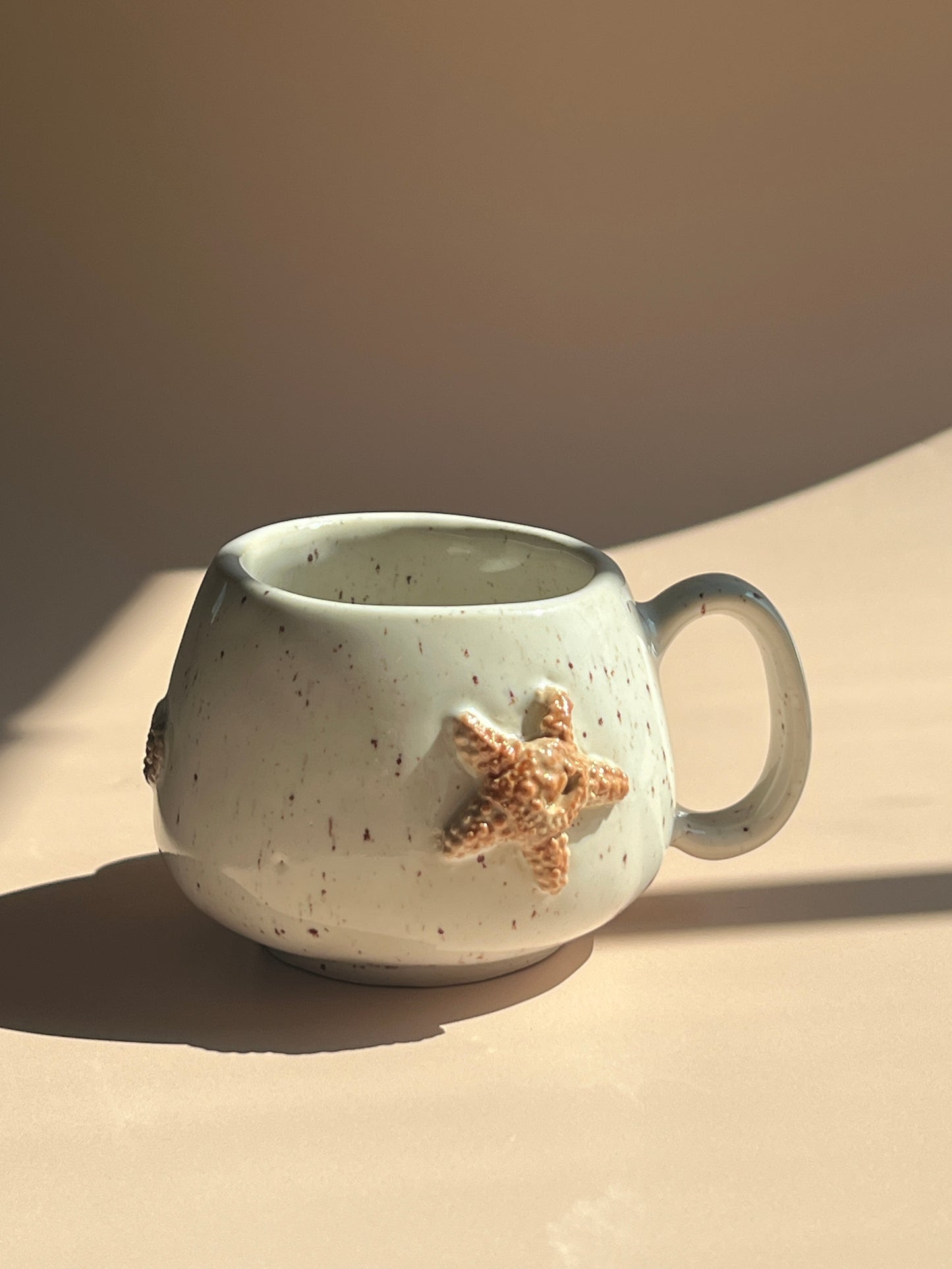 Seaside . Pebble Mug