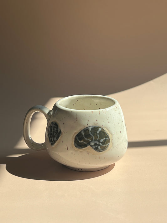 Tide Treasures . Pebble Mug