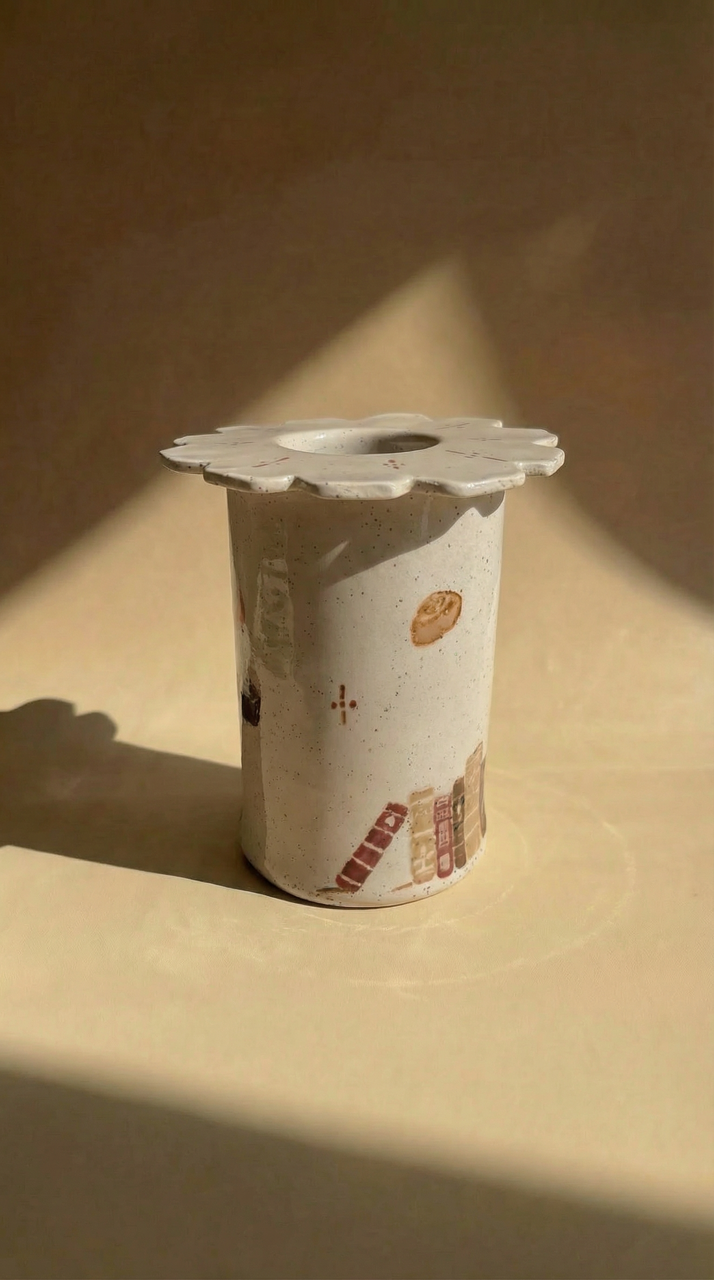 Cozy Moments . Vase & Candle and Incense Burner