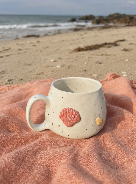 Seashore . Pebble Mug