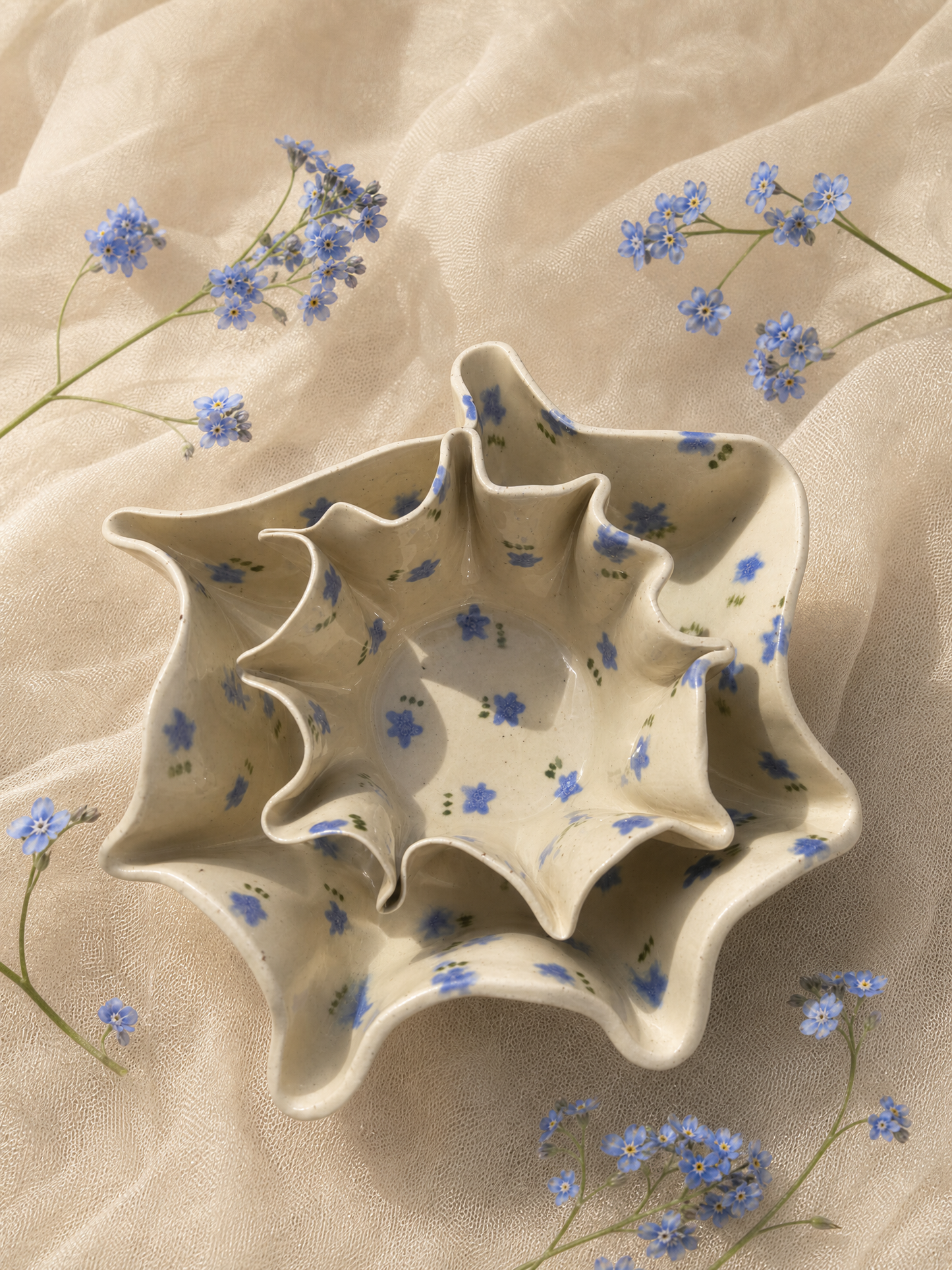 Wavy Nest . Bowl Small